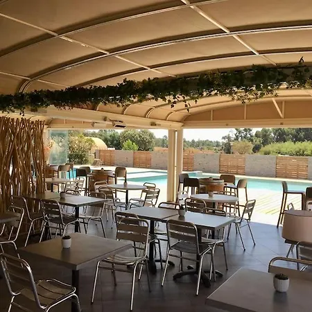 T3 Madiana, Climatise, Piscines, Resto, 5mn Plages דירה לצ'י
